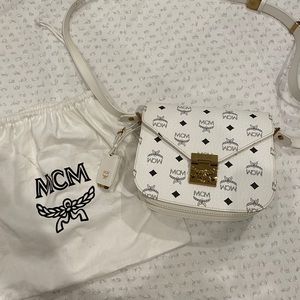 WHITE MCM PATRICIA VISETOS CROSSBODY ICONIC BAG